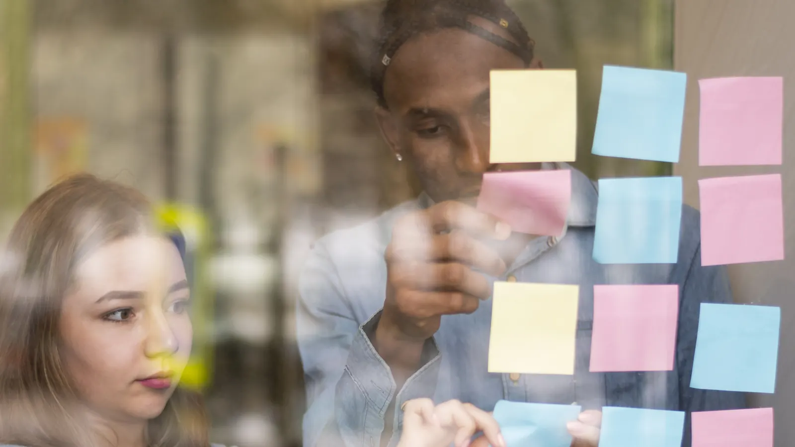 Agence de communication en Suisse romande : le guide pour bien choisir