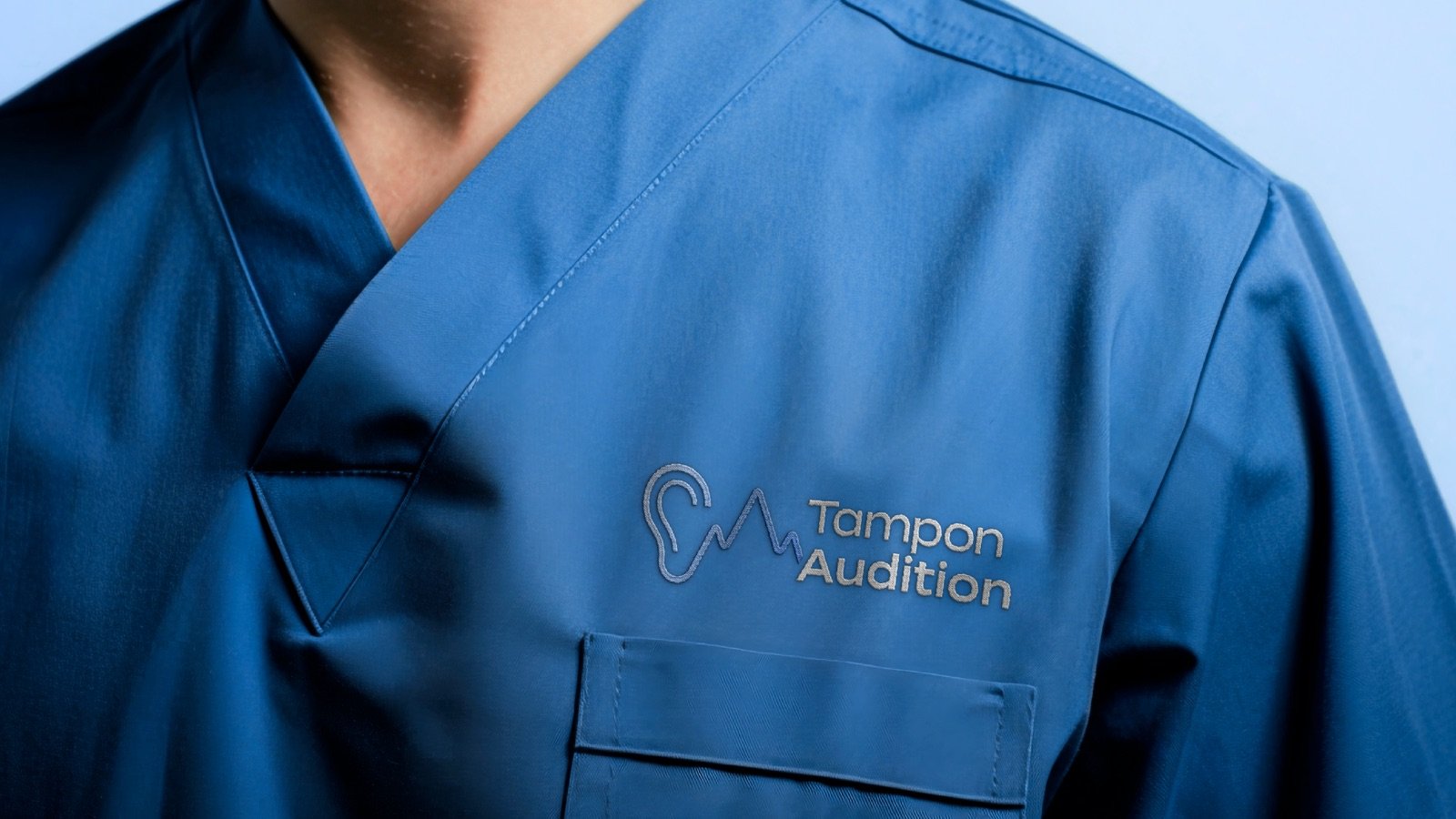 Tenue du personnel Tampon Audition avec logo brodé